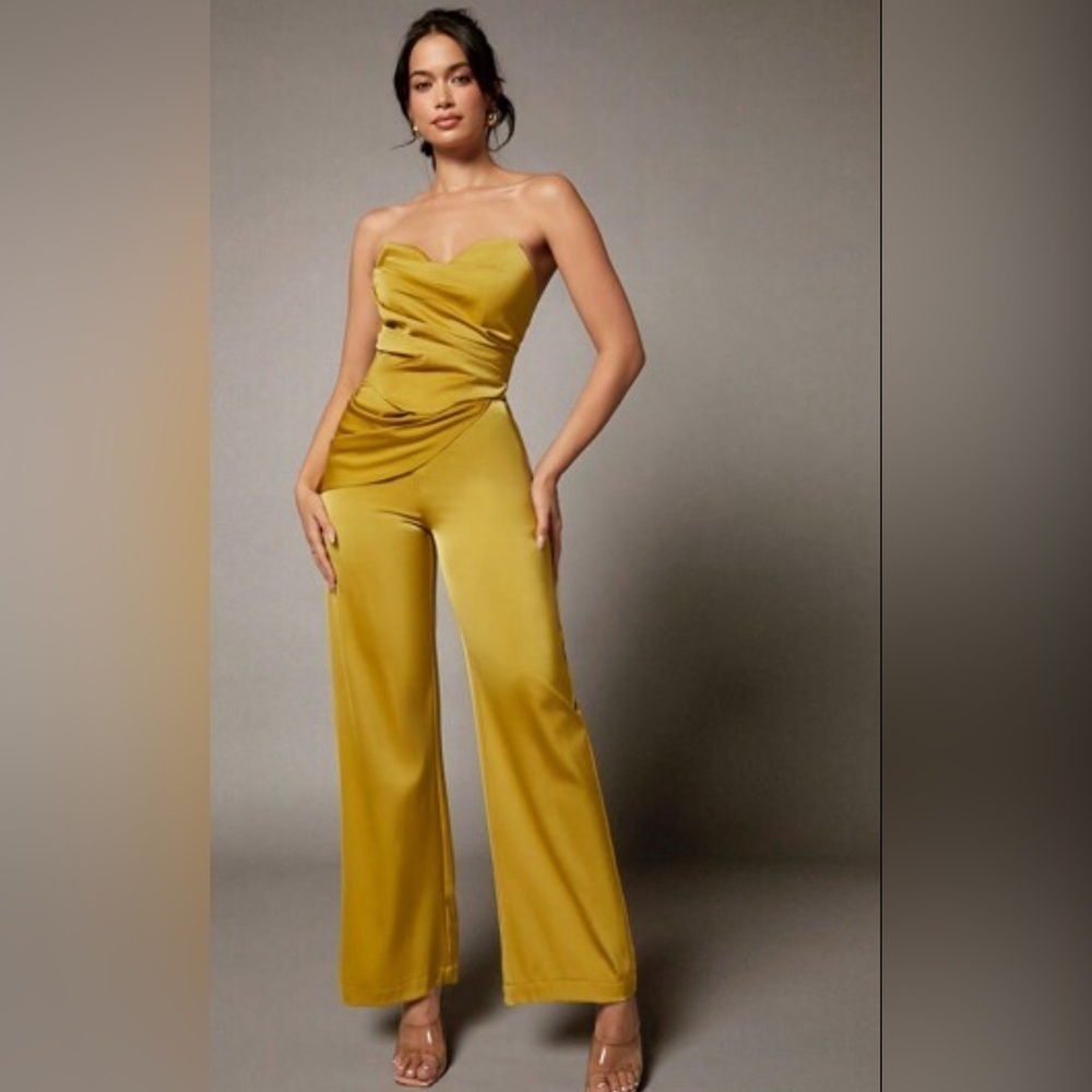 Elegant and Sexy Mustard Gold Yellow Bustier ✨✨✨🔥 SZ M New
